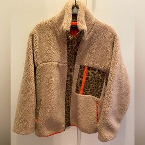 Olivaceous Teddy Coat